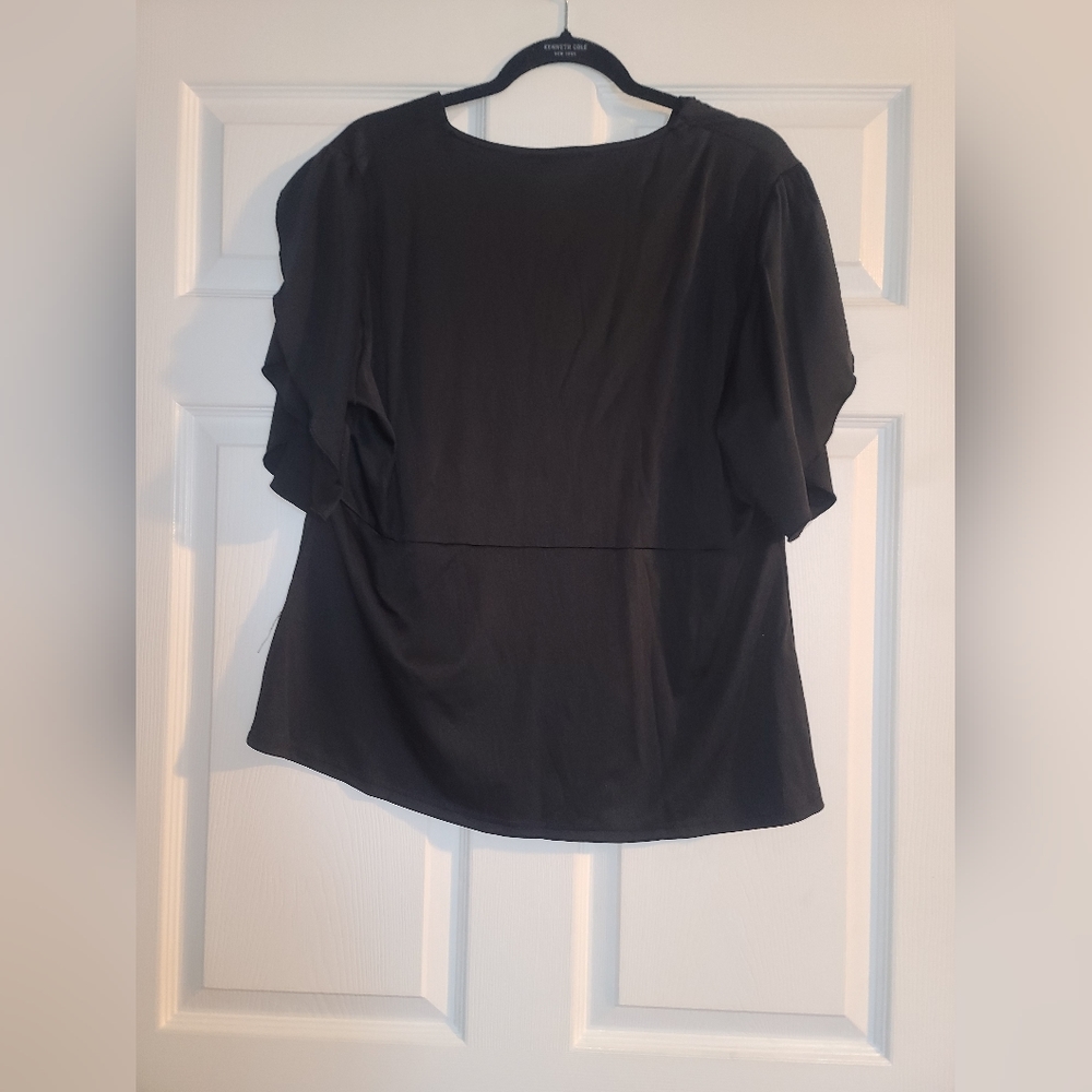 2xl top - Picture 2 of 2
